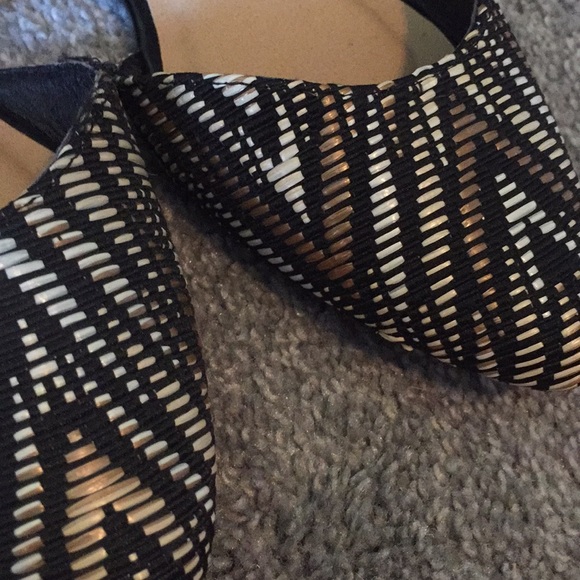 Patterned Flats - Picture 2 of 3